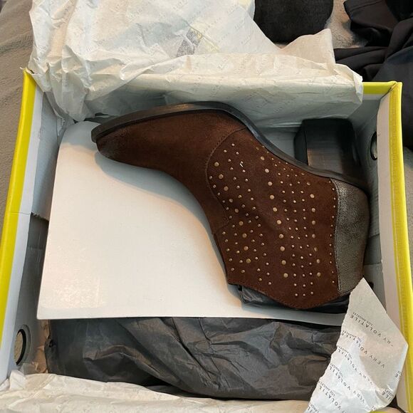 Very Volatile Zeke Studded Western Ankle Boots Brown Suede Stack Heel 7.5 - Picture 10 of 10